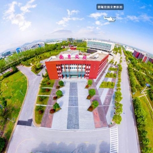 VR全景校园  一部手机看学校风采